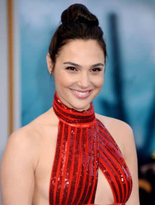 Gal Gadot pic #937419