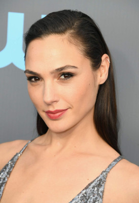 Gal Gadot pic #997947