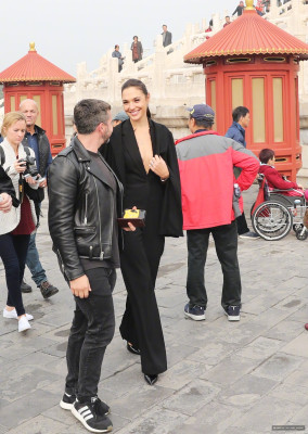 Gal Gadot pic #976531