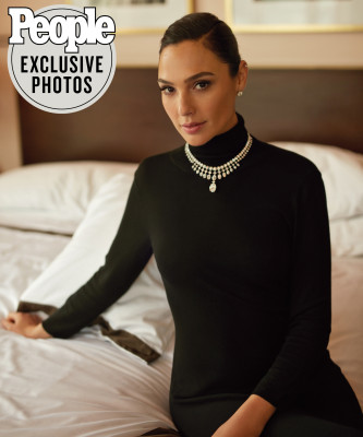 Gal Gadot pic #1228374