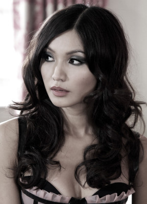 Gemma Chan pic #824600