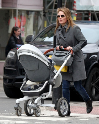 Geri Halliwell pic #1021919