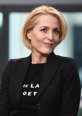 Gillian Anderson pic #925897