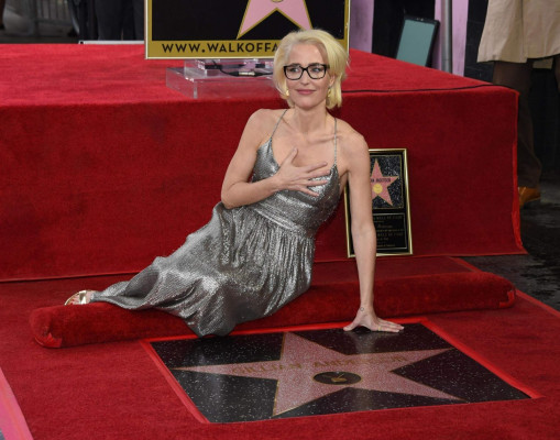 Gillian Anderson pic #996723