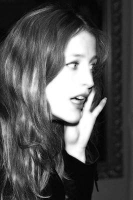 photo 5 in Gillian Anderson gallery [id131364] 2009-02-03 00:00:00