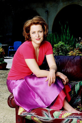 photo 18 in Gillian Anderson gallery [id106048] 2008-08-05 00:00:00