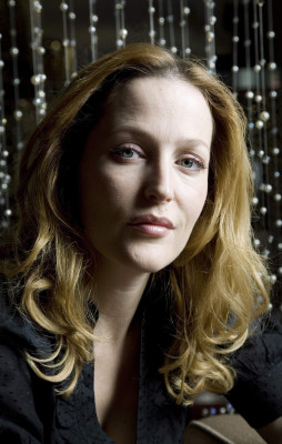 Gillian Anderson pic #248520