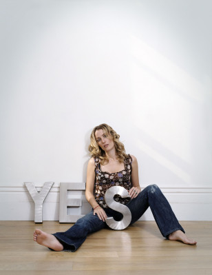 photo 9 in Gillian Anderson gallery [id233509] 2010-02-05 00:00:00