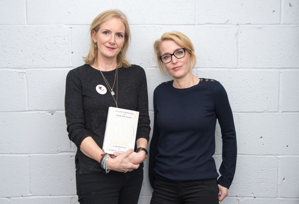 Gillian Anderson pic #925892