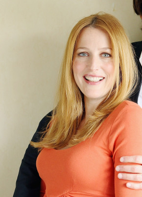 Gillian Anderson pic #881478