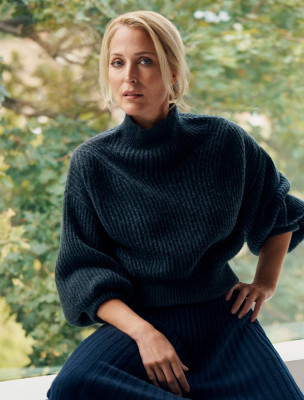 Gillian Anderson pic #1241965