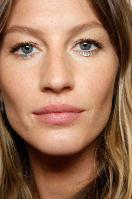 Gisele Bundchen pic #414825