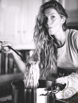 Gisele Bundchen pic #128107