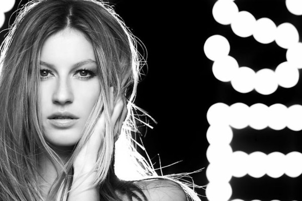 photo 27 in Gisele Bundchen gallery [id172285] 2009-07-17 00:00:00