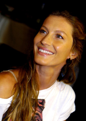 photo 9 in Gisele Bundchen gallery [id136791] 2009-03-04 00:00:00