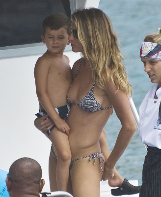 Gisele Bundchen pic #689608