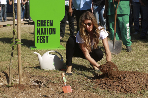 Gisele Bundchen pic #496200