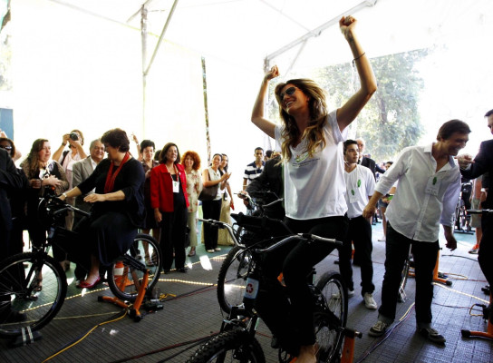 Gisele Bundchen pic #496199