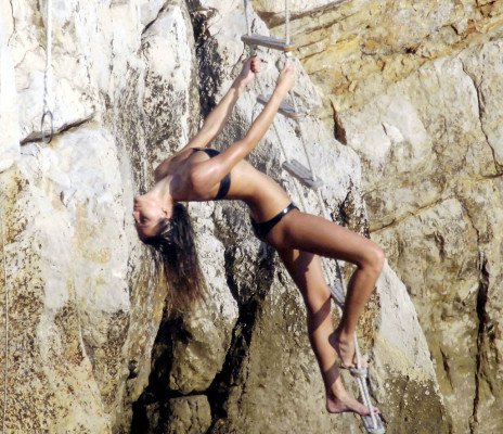 photo 16 in Gisele Bundchen gallery [id172631] 2009-07-17 00:00:00