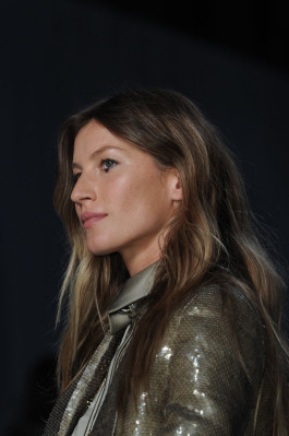 Gisele Bundchen pic #411279