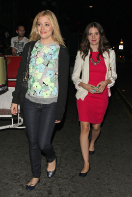 Gillian Jacobs pic #687649
