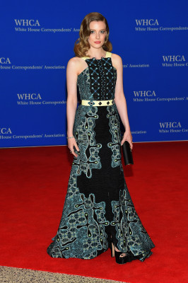 Gillian Jacobs pic #771069