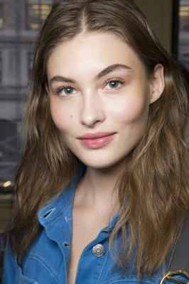Grace Elizabeth pic #1076895