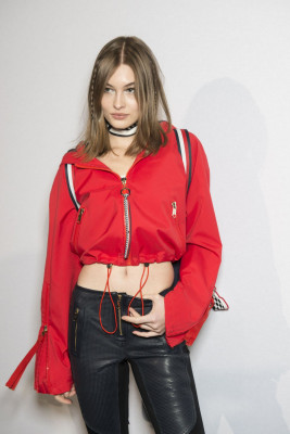 Grace Elizabeth pic #1079354