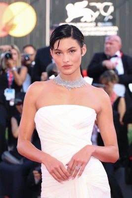 photo 29 in Grace Elizabeth gallery [id1310545] 2022-09-24 00:00:00