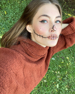 Grace Elizabeth pic #1238754