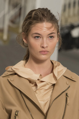 Grace Elizabeth pic #984329