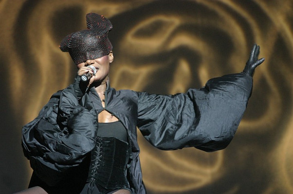 Grace Jones pic #120966