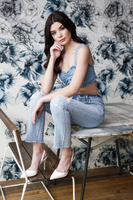 photo 3 in Gracie Phillips gallery [id1030558] 2018-04-21 00:00:00