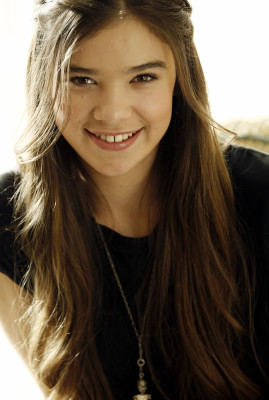 Hailee Steinfeld pic #343728
