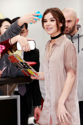Hailee Steinfeld pic #891713