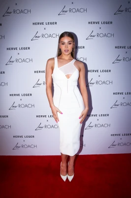 Hailee Steinfeld pic #1304592