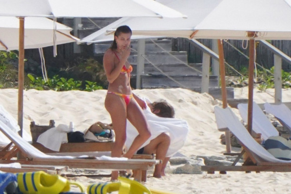 photo 5 in Hailey Baldwin gallery [id1251522] 2021-03-31 00:00:00