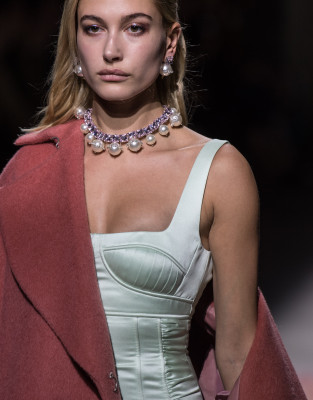 Hailey Baldwin pic #964870
