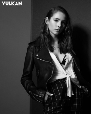 Haley Pullos pic #1145482