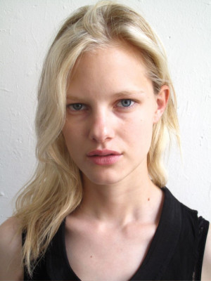 Hannah Holman pic #301336