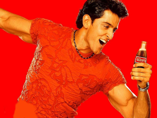 photo 20 in Hrithik Roshan gallery [id429920] 2011-12-15 00:00:00