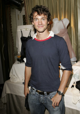 Hugh Dancy pic #177946