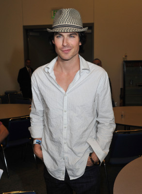 photo 7 in Ian Sommerhalder gallery [id411950] 2011-10-13 00:00:00