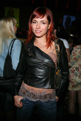 Irena Ponaroshku pic #194691