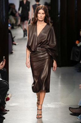 photo 5 in Isabeli Fontana gallery [id1370221] 2025-04-21 00:00:00