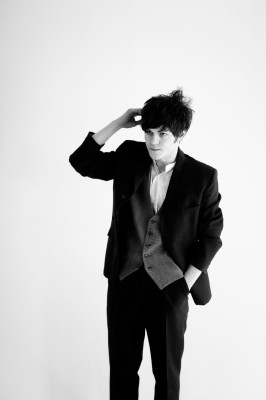 photo 6 in Iwan Rheon gallery [id849315] 2016-04-29 00:00:00