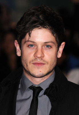 photo 13 in Iwan Rheon gallery [id862031] 2016-06-30 00:00:00