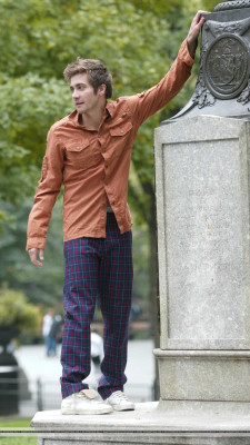 Jake Gyllenhaal pic #244011