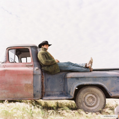 Jake Gyllenhaal pic #258861