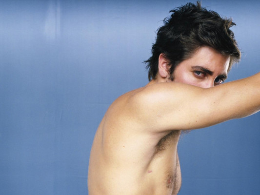 Jake Gyllenhaal pic #252342